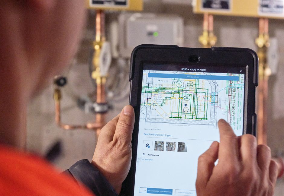 FieldWalk: Ein Plan mit Live-Anzeige des eigenen Standorts hilft bei der Navigation. FieldWalk: Ein Plan mit Live-Anzeige des eigenen Standorts hilft bei der Navigation.