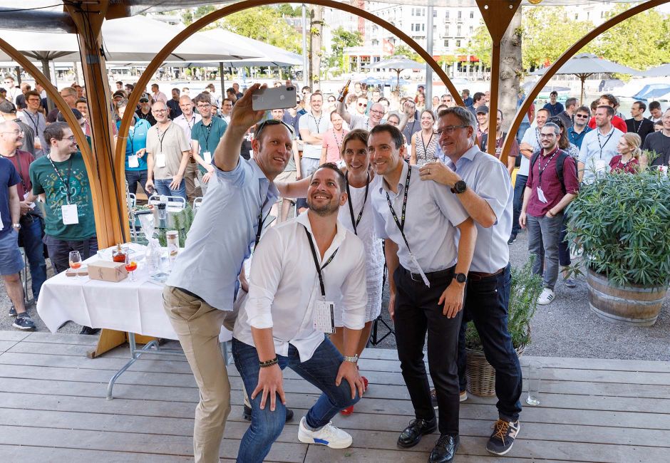 Die Geschäftsleitung der Ergon Informatik am Ergon Sommerfest Die Geschäftsleitung der Ergon Informatik am Ergon Sommerfest